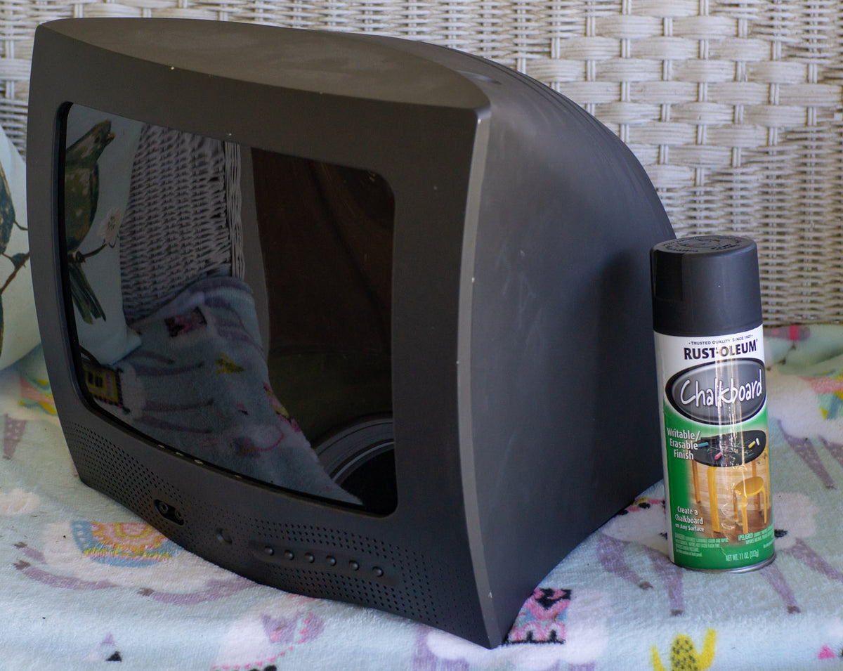 Chalkboard TV Head PokuPoku Studio